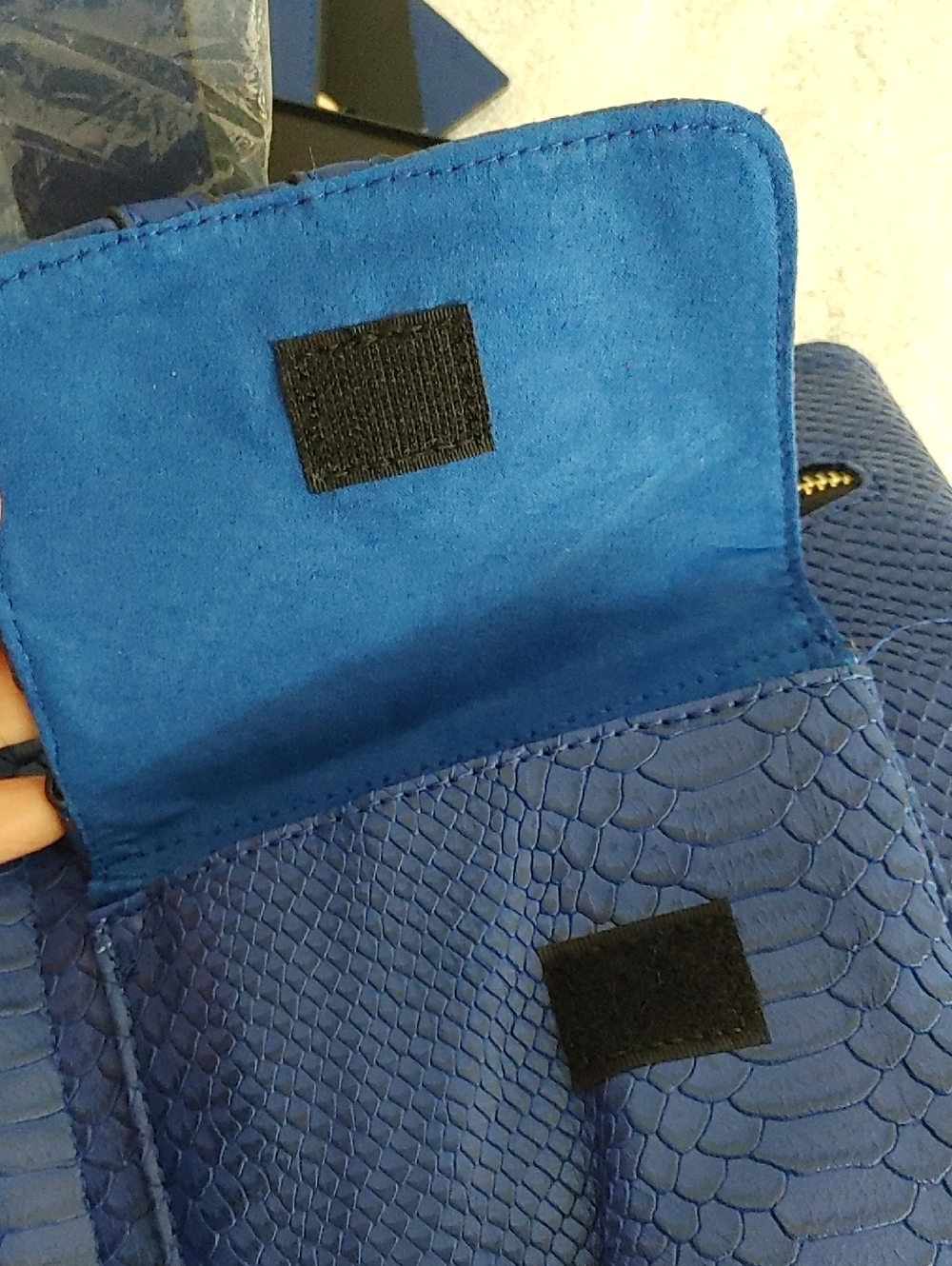 Tote & Carry Royal Blue Embossed Vegan Leather Tactical Vest Size L (1264) - Picture 4 of 16